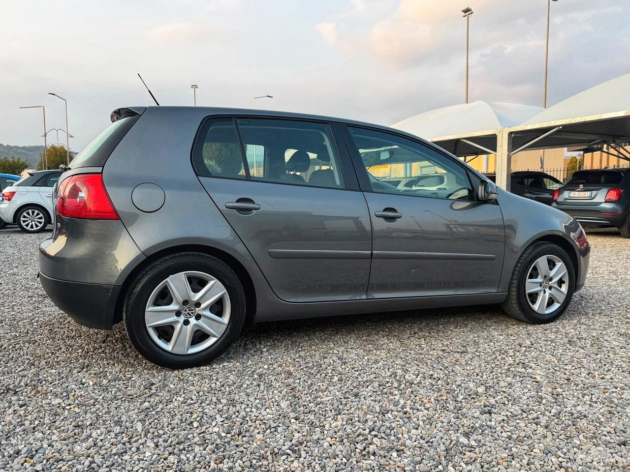 Volkswagen Golf 1.6 5p. Comfortline BiFuel GPL OK NEOPATENTATI