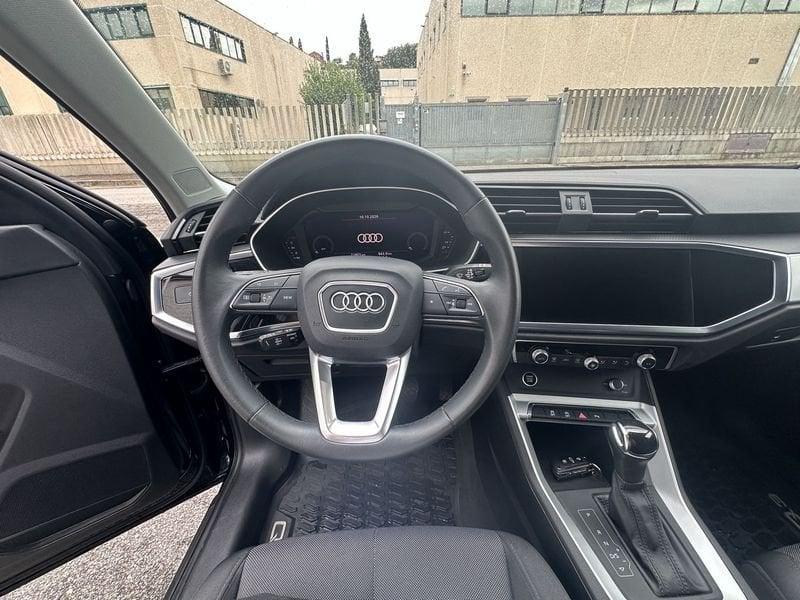 Audi Q3 Q3 35 2.0 tdi Business s-tronic