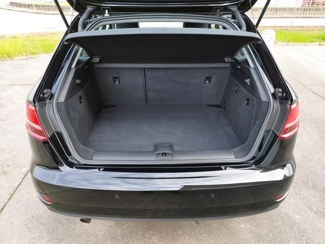 Audi A3 Sportback - 1.6 TDI - Neopatentati