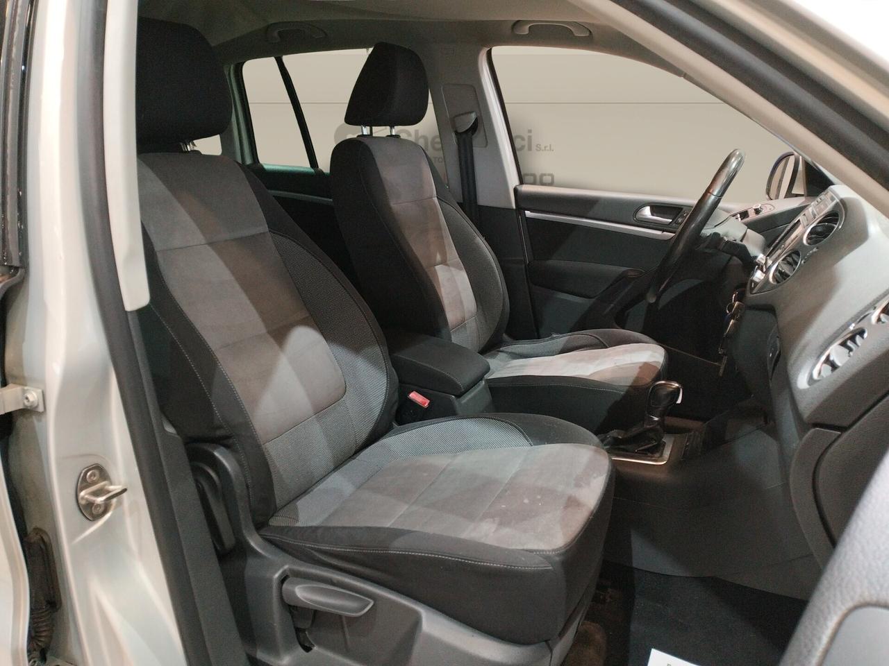 Volkswagen Tiguan 2.0 tdi Track *4X4*AUTOMATICO*