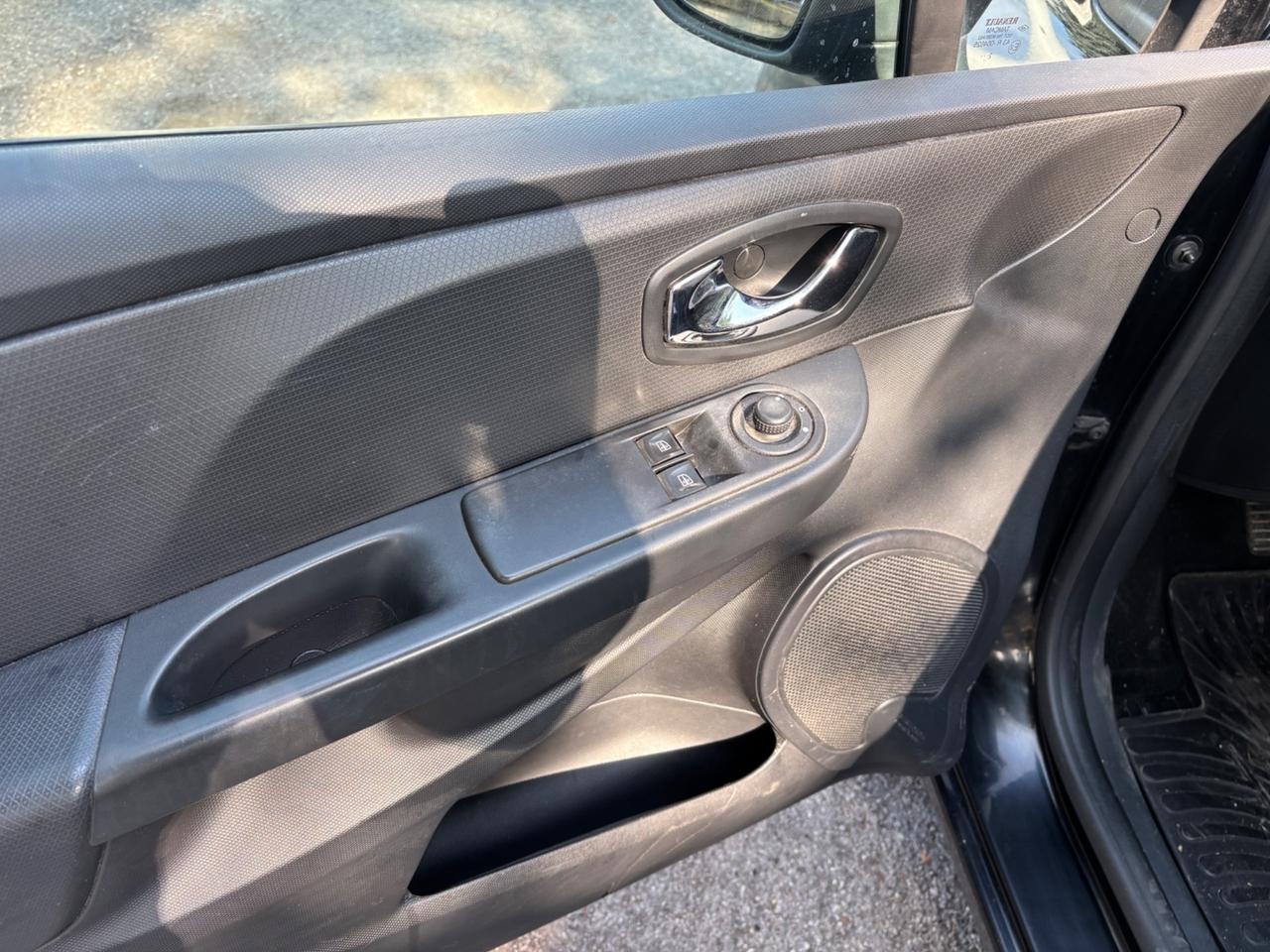 Renault Clio 1.2 75CV 5 porte Live