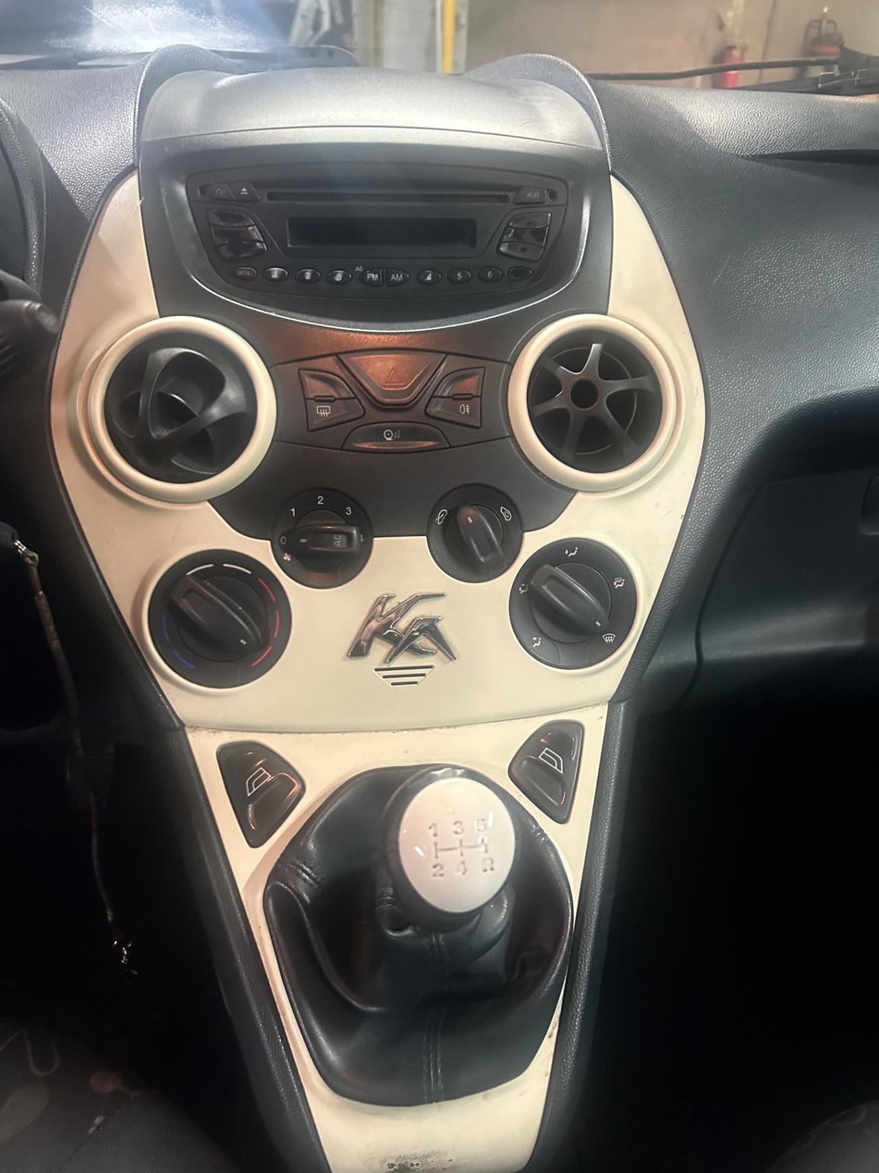 Ford Ka 1.2 8V 69CV Titanium