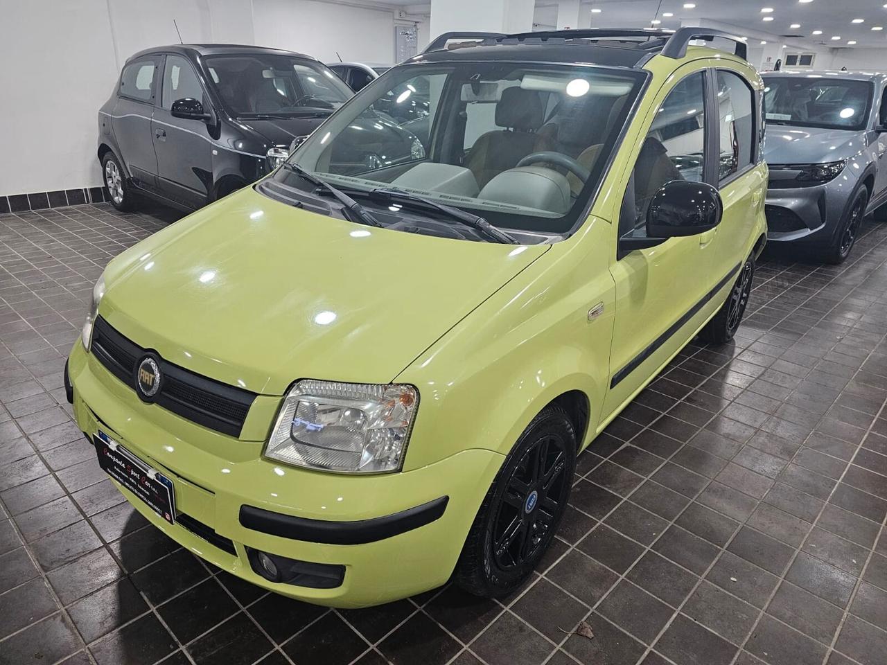 NUOVA FIAT PANDA EMOTION 1.2 DUALOGIC BENZ 60CV - CAMBIO AUTOMATICO