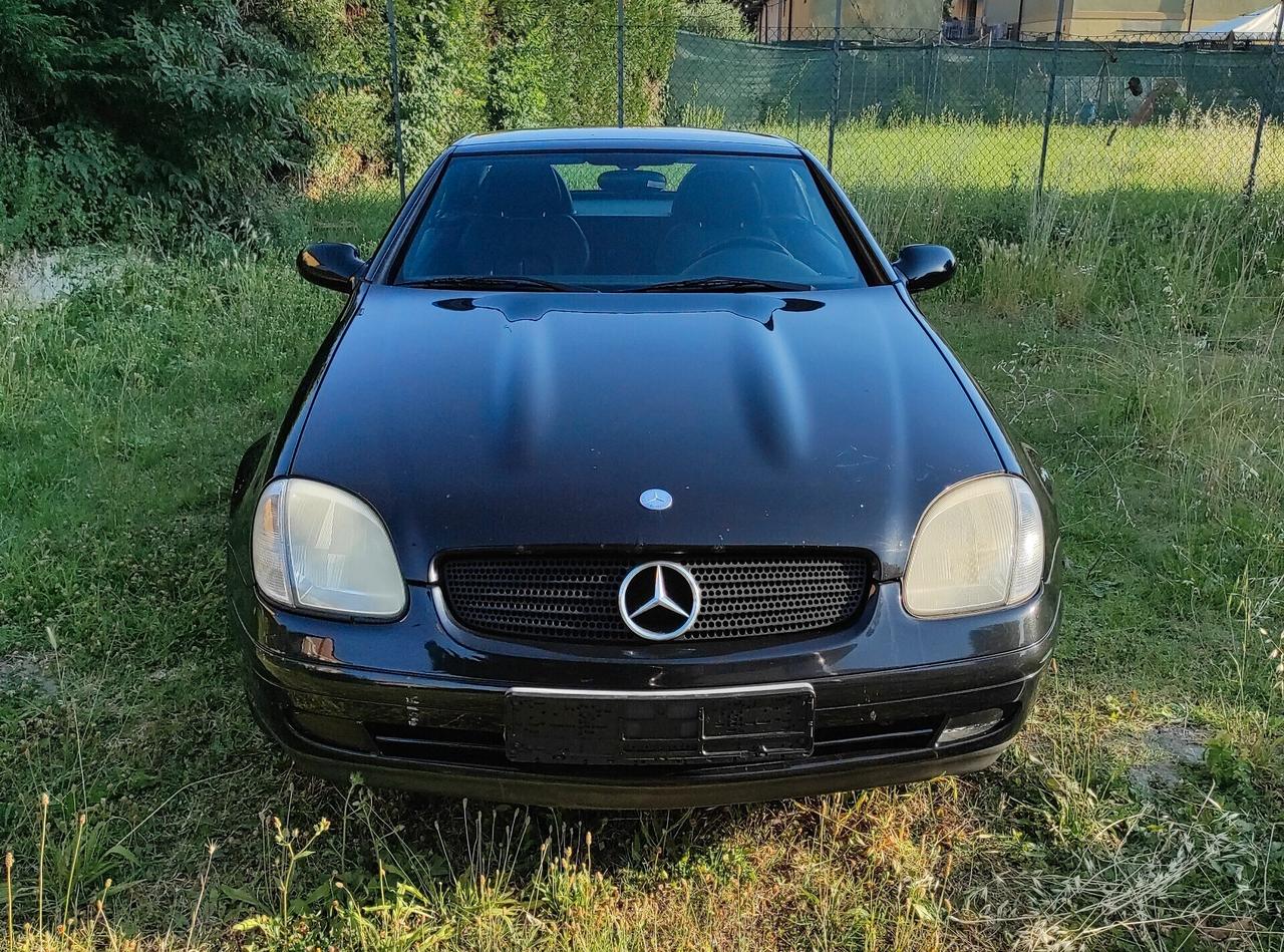 Mercedes-Benz SLK 230