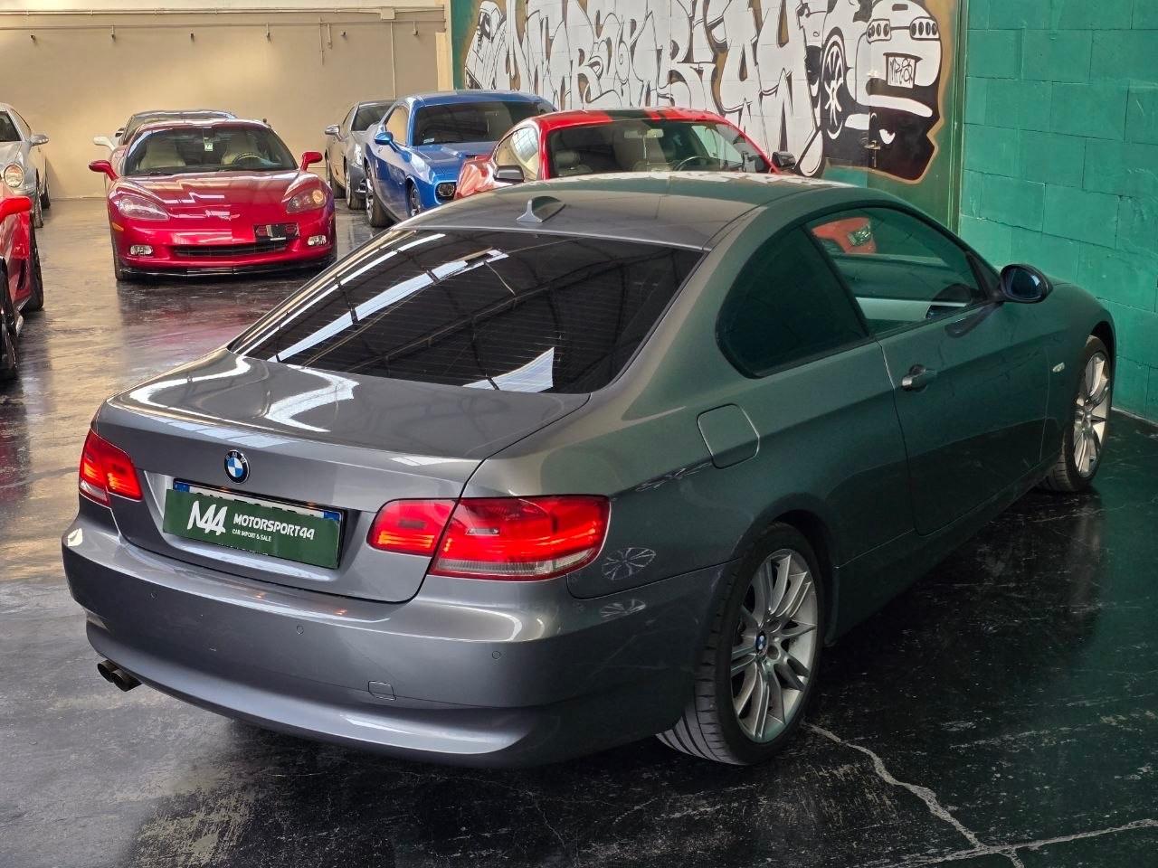 BMW 325i E92 218cv
