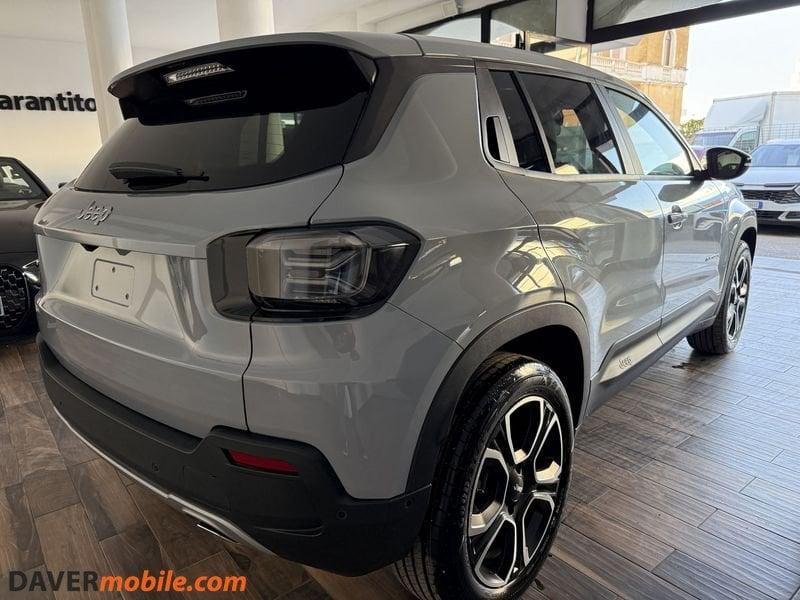 Jeep Avenger 1.2 Turbo MHEV Summit