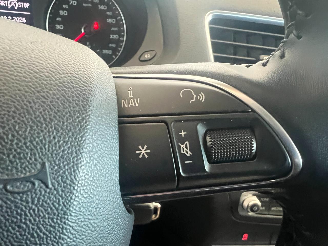 Audi Q3 2.0 TDI 120 CV Business ok neopatentati unico proprietario km 117.590