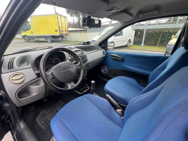 FIAT Punto 1.2i cat 3 porte ELX