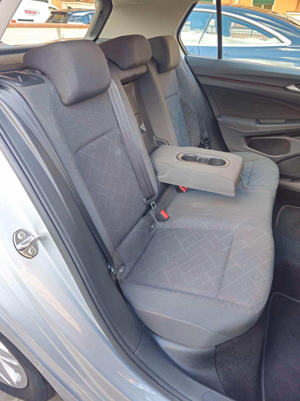 Volkswagen Golf 2.0 TDI 115 CV SCR Life