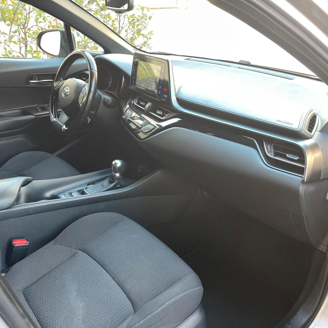 Toyota C-HR 1.8 Hybrid E-CVT Business