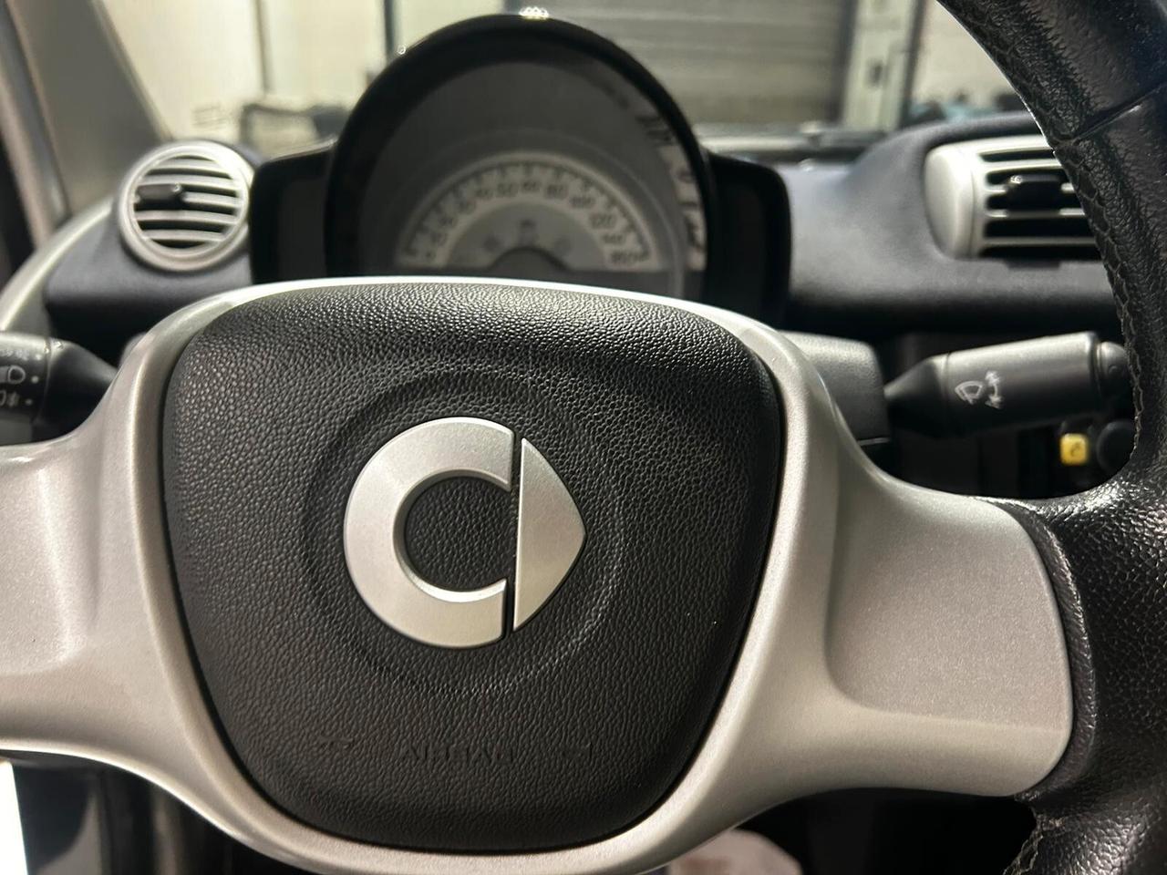 Smart ForTwo 1000 52 kW MHD coupé passion