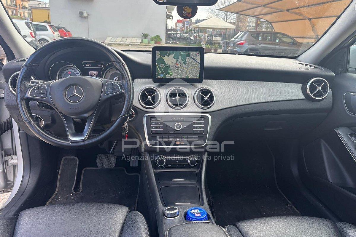 MERCEDES GLA 200 d Automatic Enduro Activity