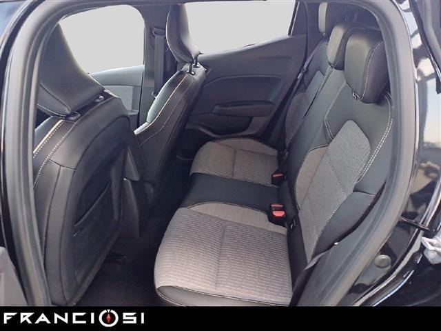 RENAULT Clio 1.0 TCe Techno