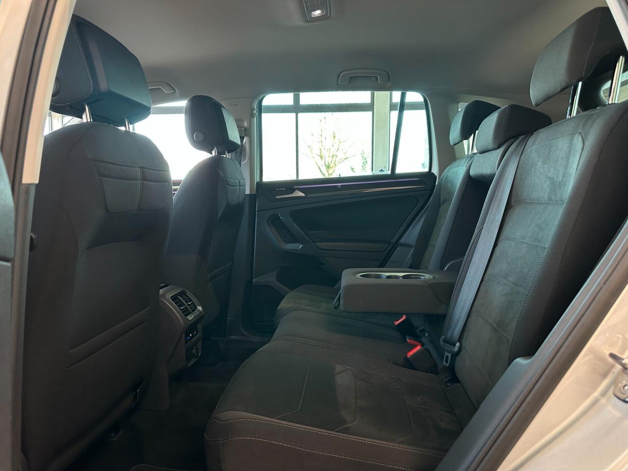 VOLKSWAGEN TIGUAN 2.0TDI ELEGANCE 150CV DSG *MATRIX*CARPLAY*360CAMERA*LUCIAMBIENTE