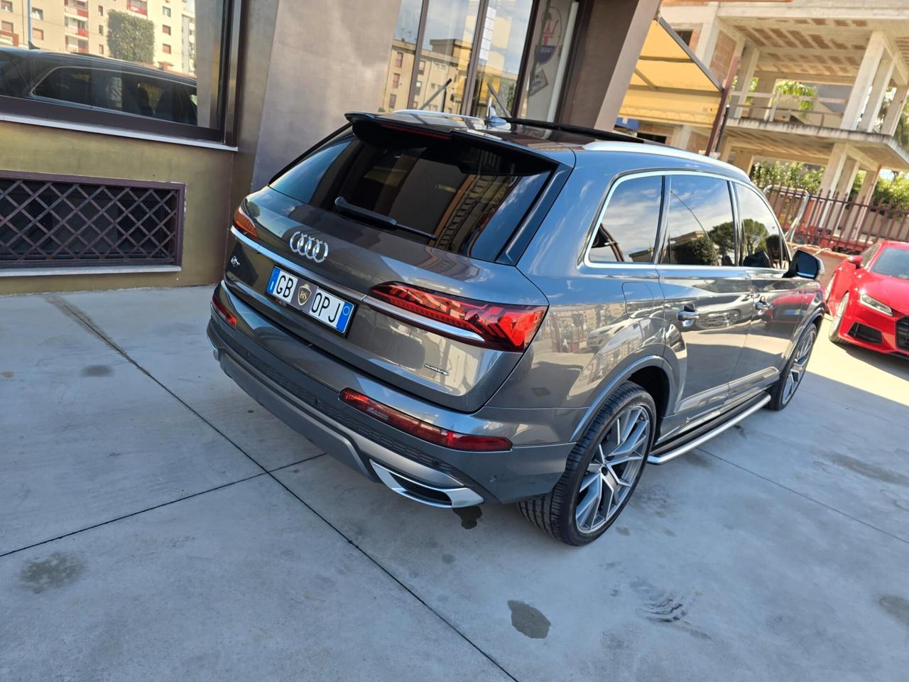 Audi Q7 50 TDI quattro tiptronic S line 7 posti