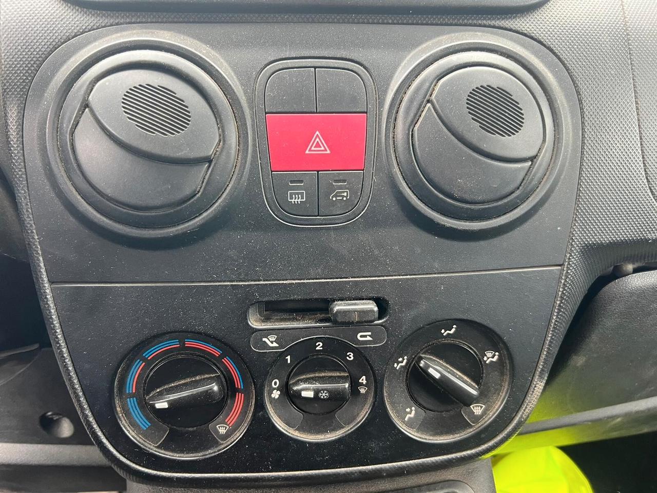 Fiat Fiorino 1.4 8V 73CV Furgone Bz SX