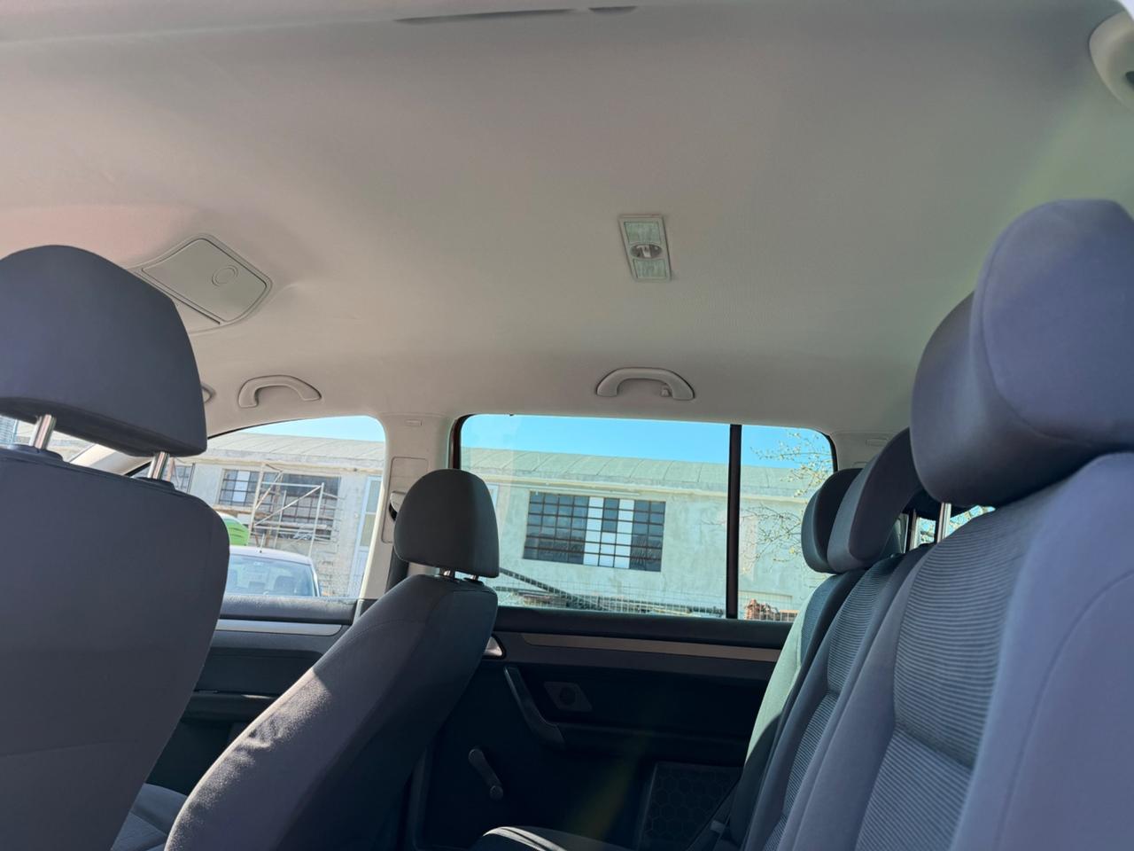 Volkswagen Touran 2.0 Conceptline Ecofuel