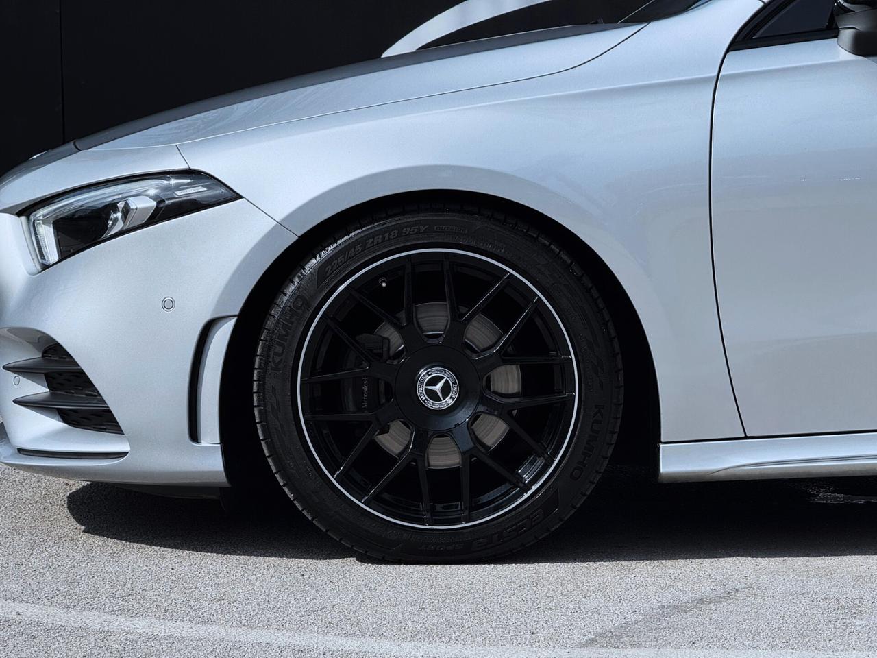 Mercedes-Benz A 180 d Premium AMG TETTO PACK LUCI