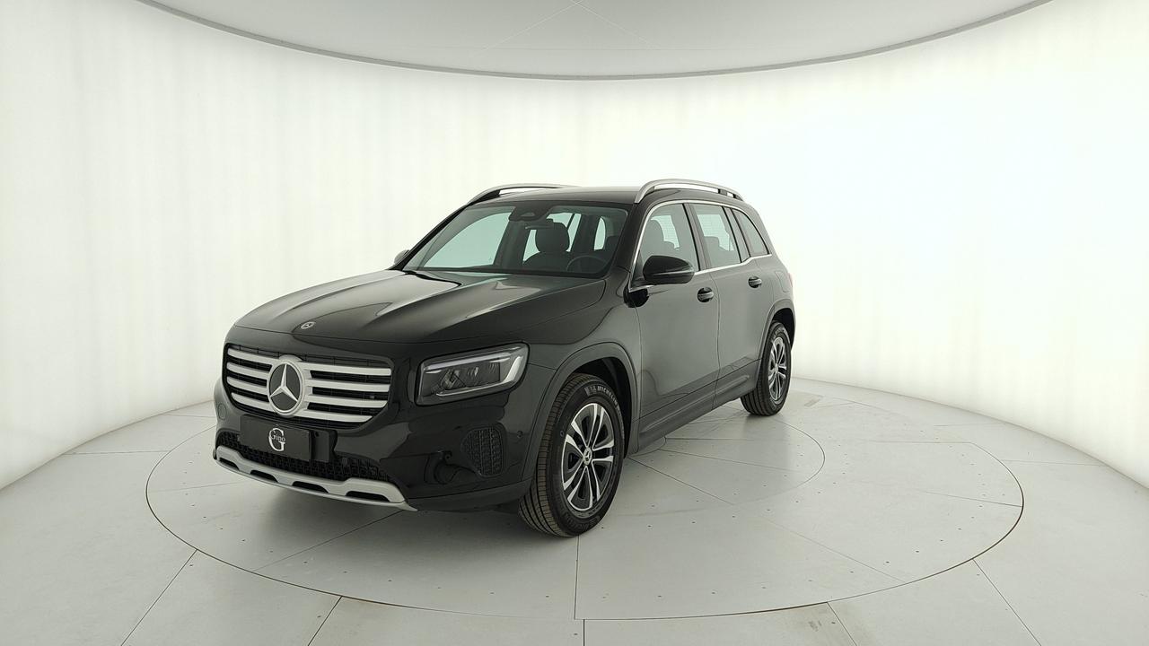 Mercedes-Benz GLB 180 d Advanced auto