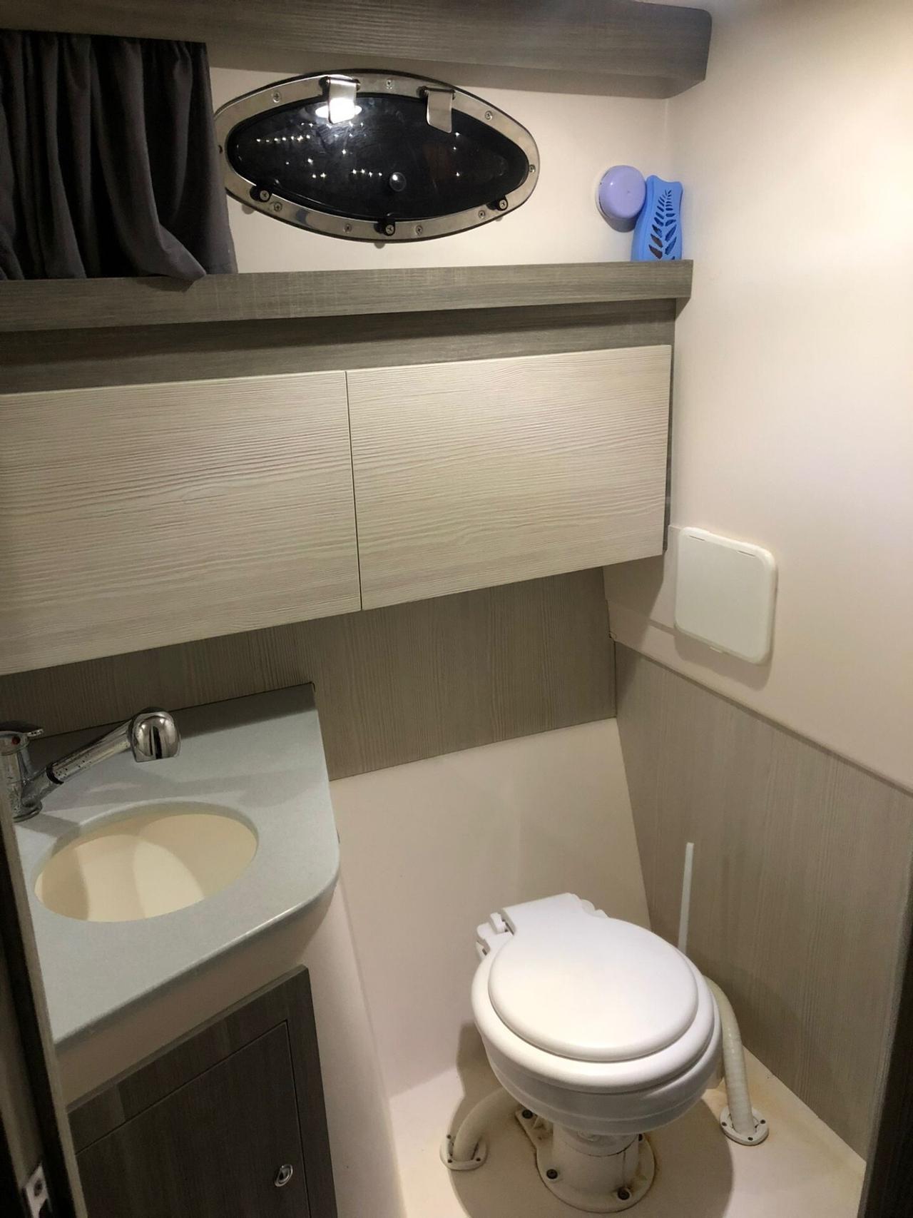 IAV MARINE 28/MERCURY 2x170CV DIESEL