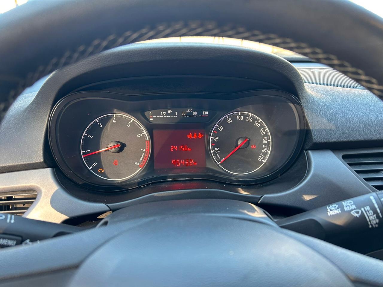 Opel Corsa Anno 2015 1.2 Benzina 5 porte 95.000 Km
