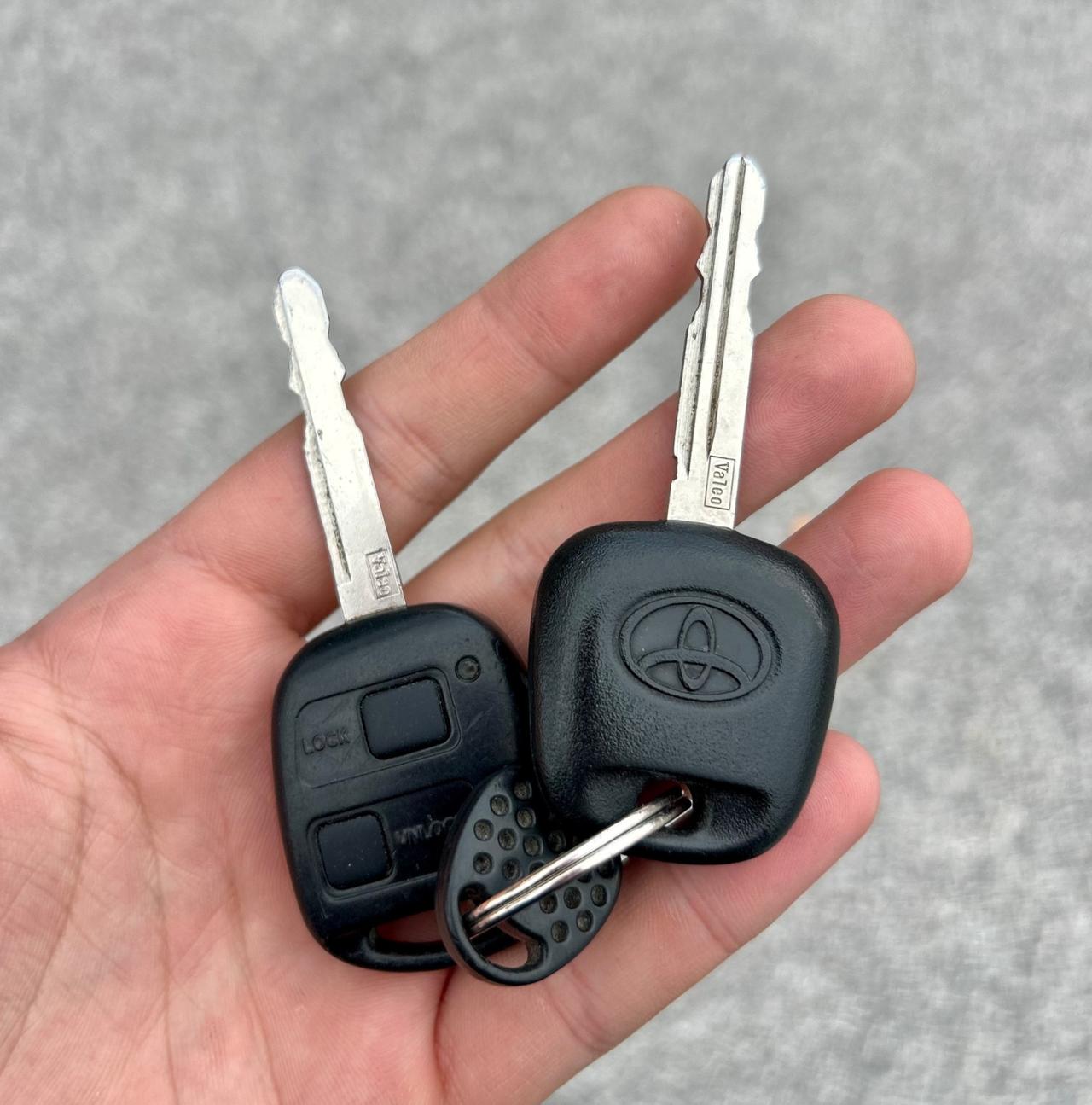 Toyota Yaris 1.0 5 porte Edizione SOL Neopatentati