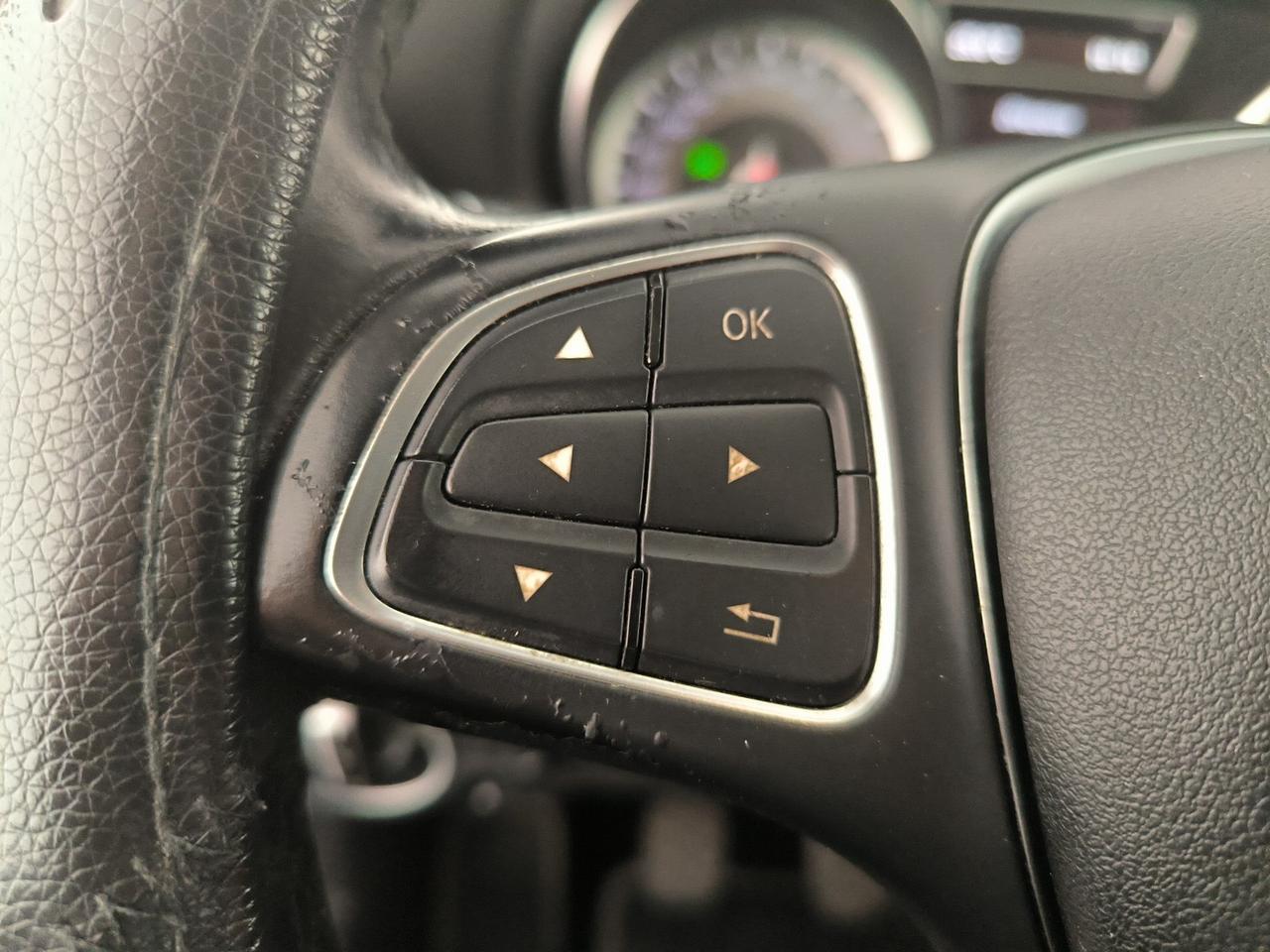 Mercedes GLA 180 d business