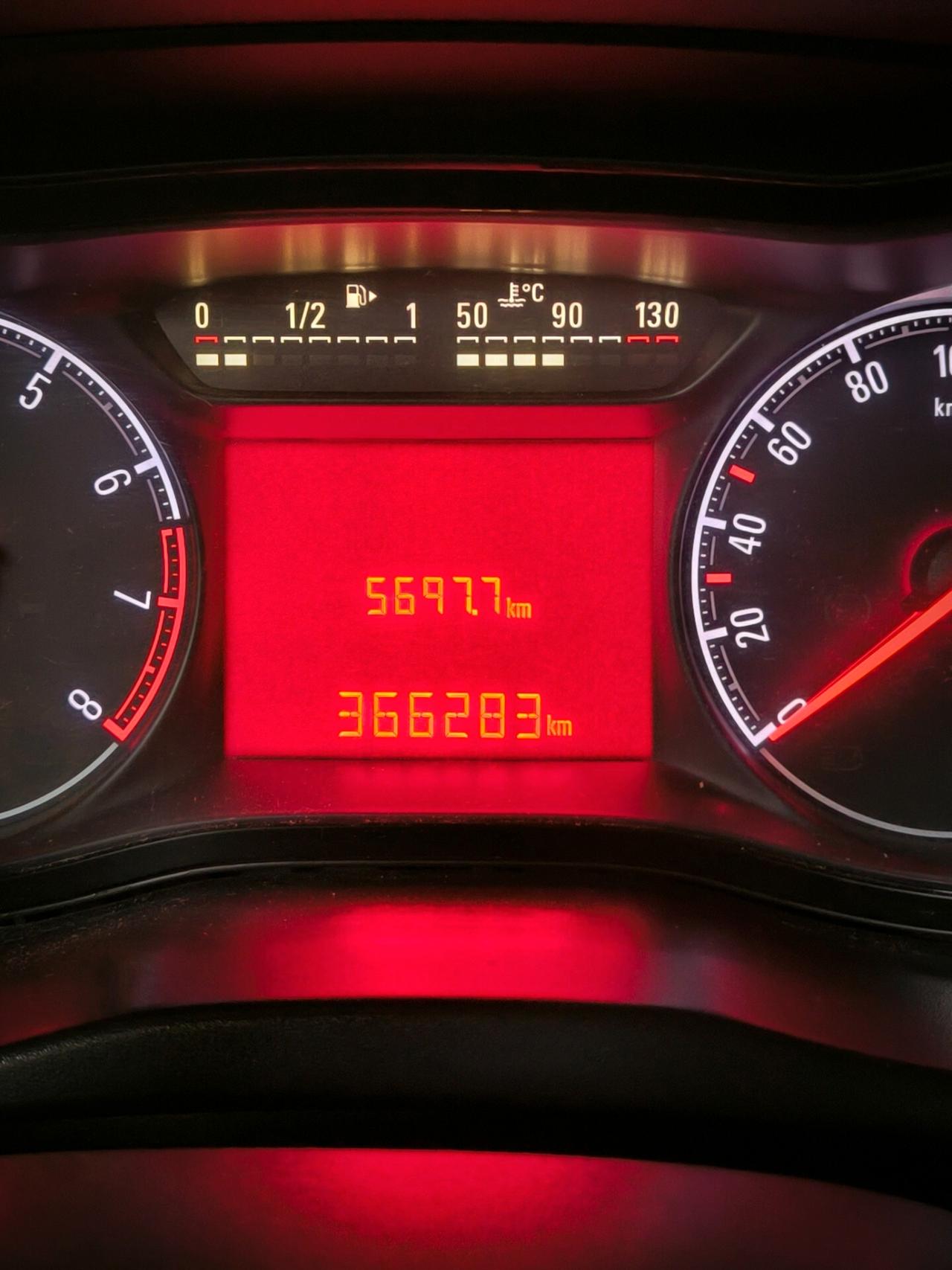 Opel Corsa LEGGERE BENE