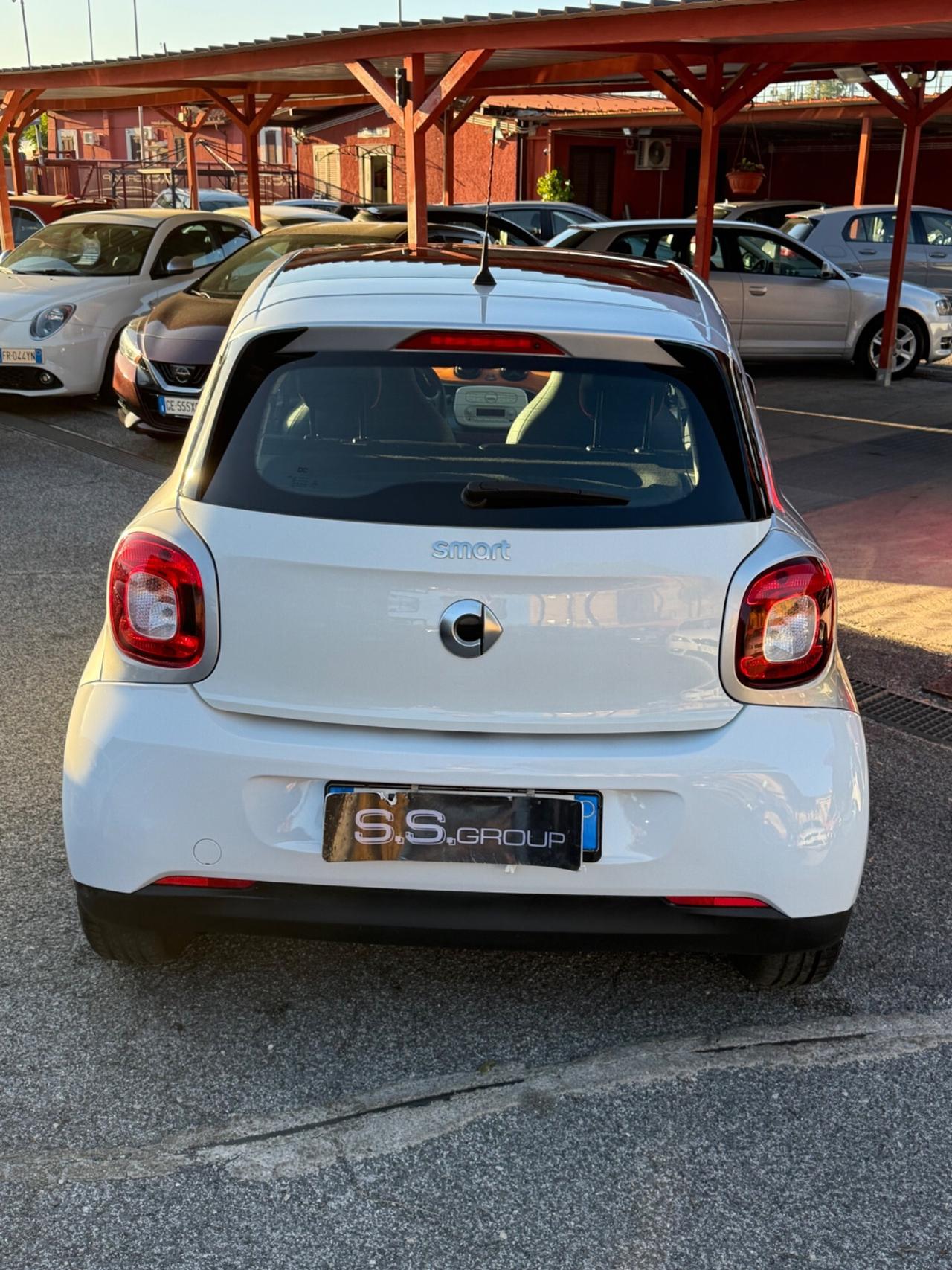 ForFour 1.0 90 CV/( 25 MILA KM )/permute/garanzia/unipro