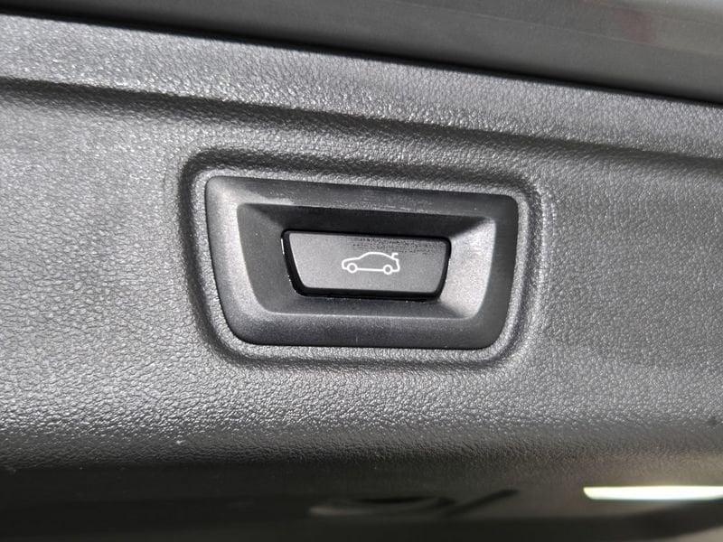 BMW Serie 3 G21 2022 Touring 318d Touring mhev 48V MSport auto