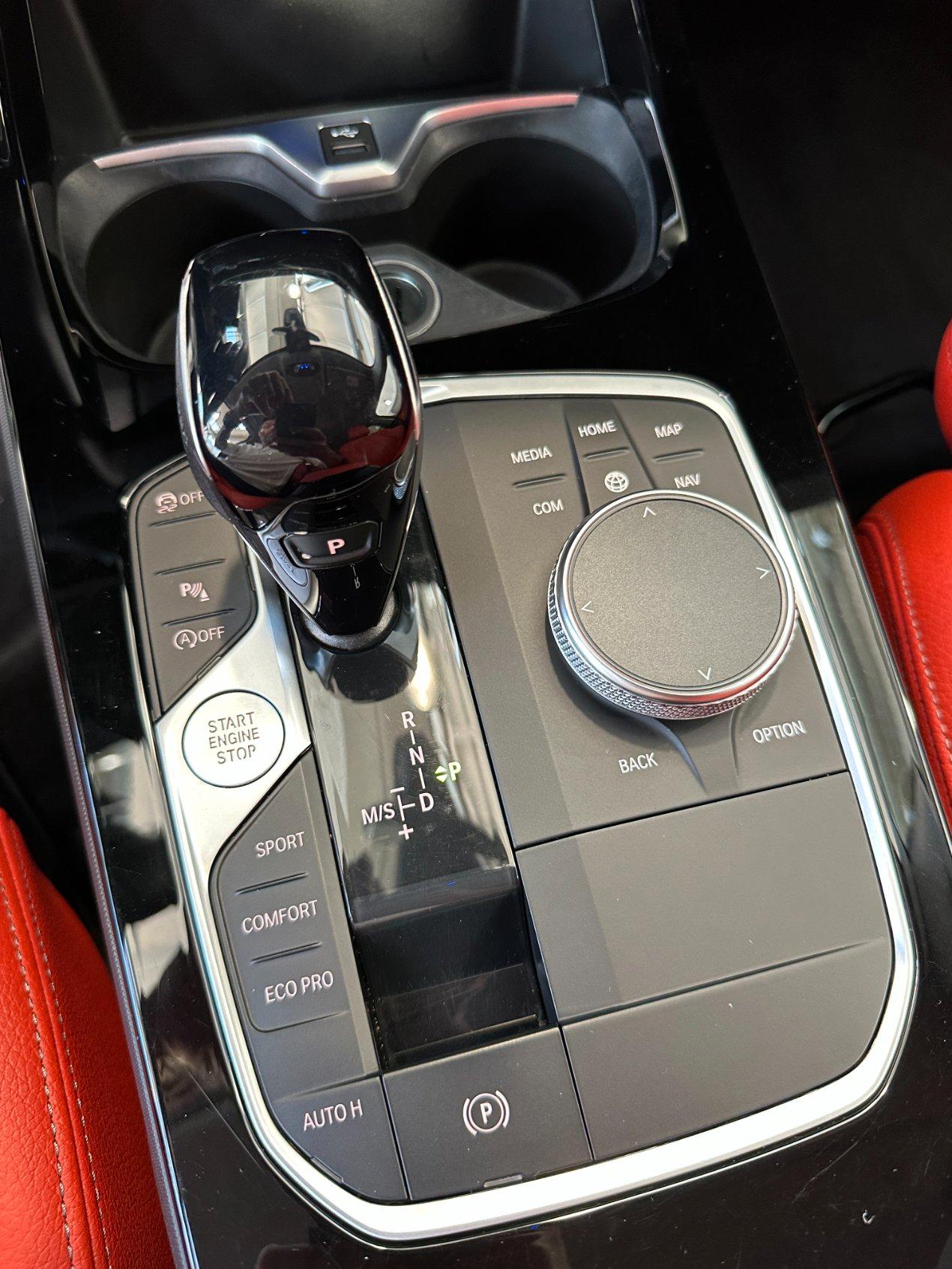 BMW 118 d Business Advantage auto - IVA - LED-17"-Carplay-Camera