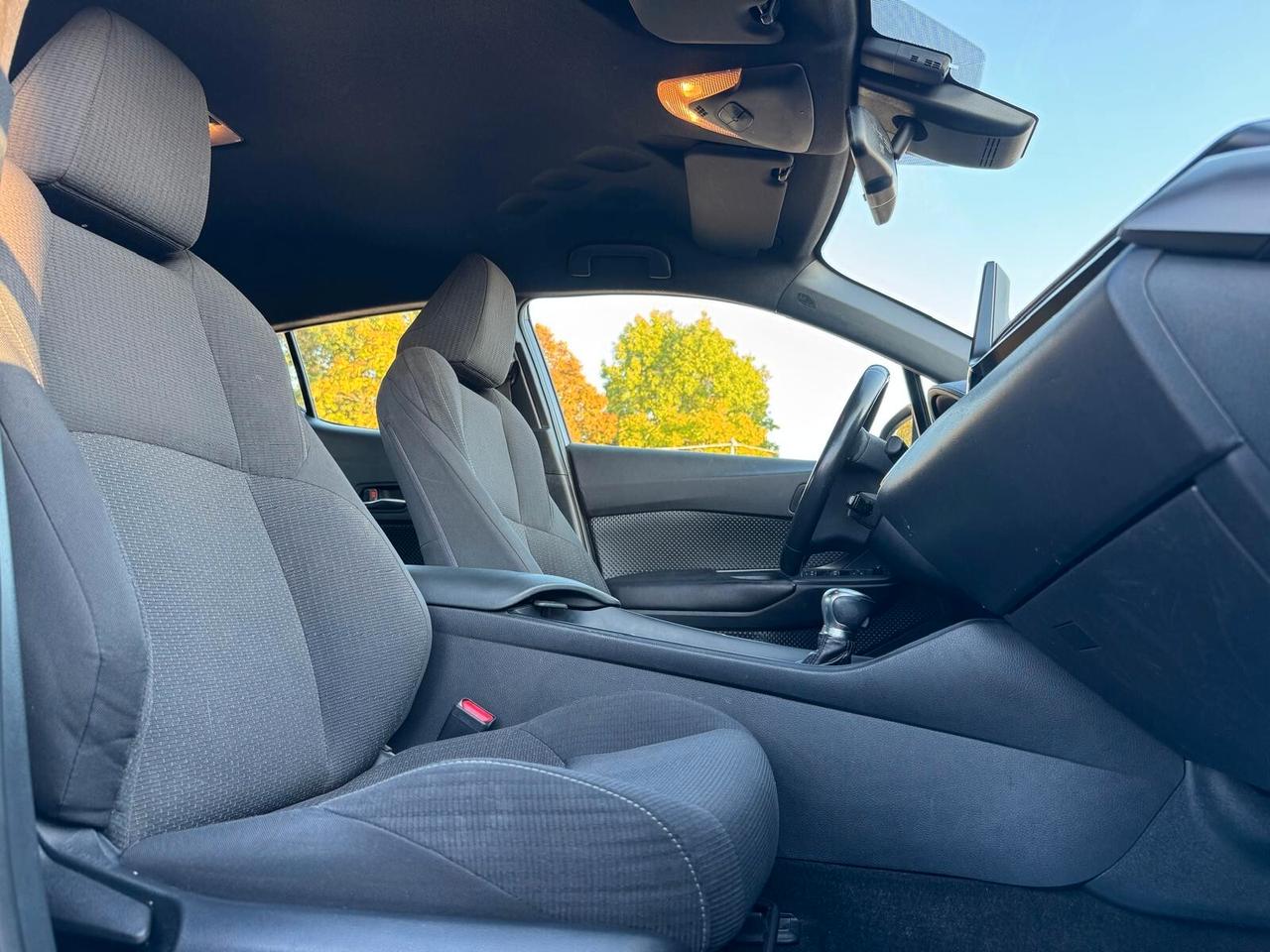 TOYOTA - C-HR - 1.8 Hybrid E-CVT Active - NEOPATENTATI - FINANZIABILE - PERMUTE