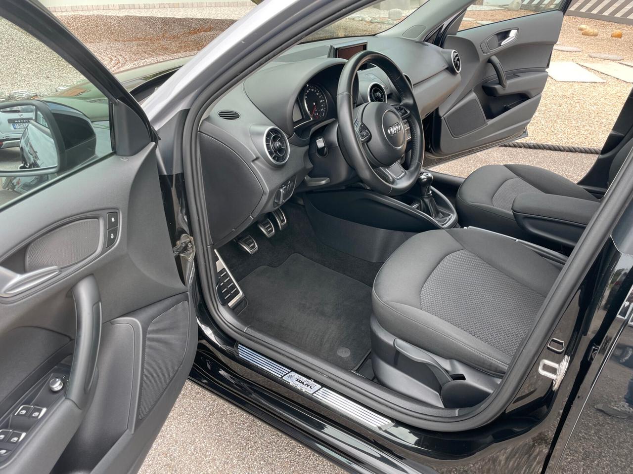 Audi A1 SPB 1.6 TDI 116 CV Metal plus