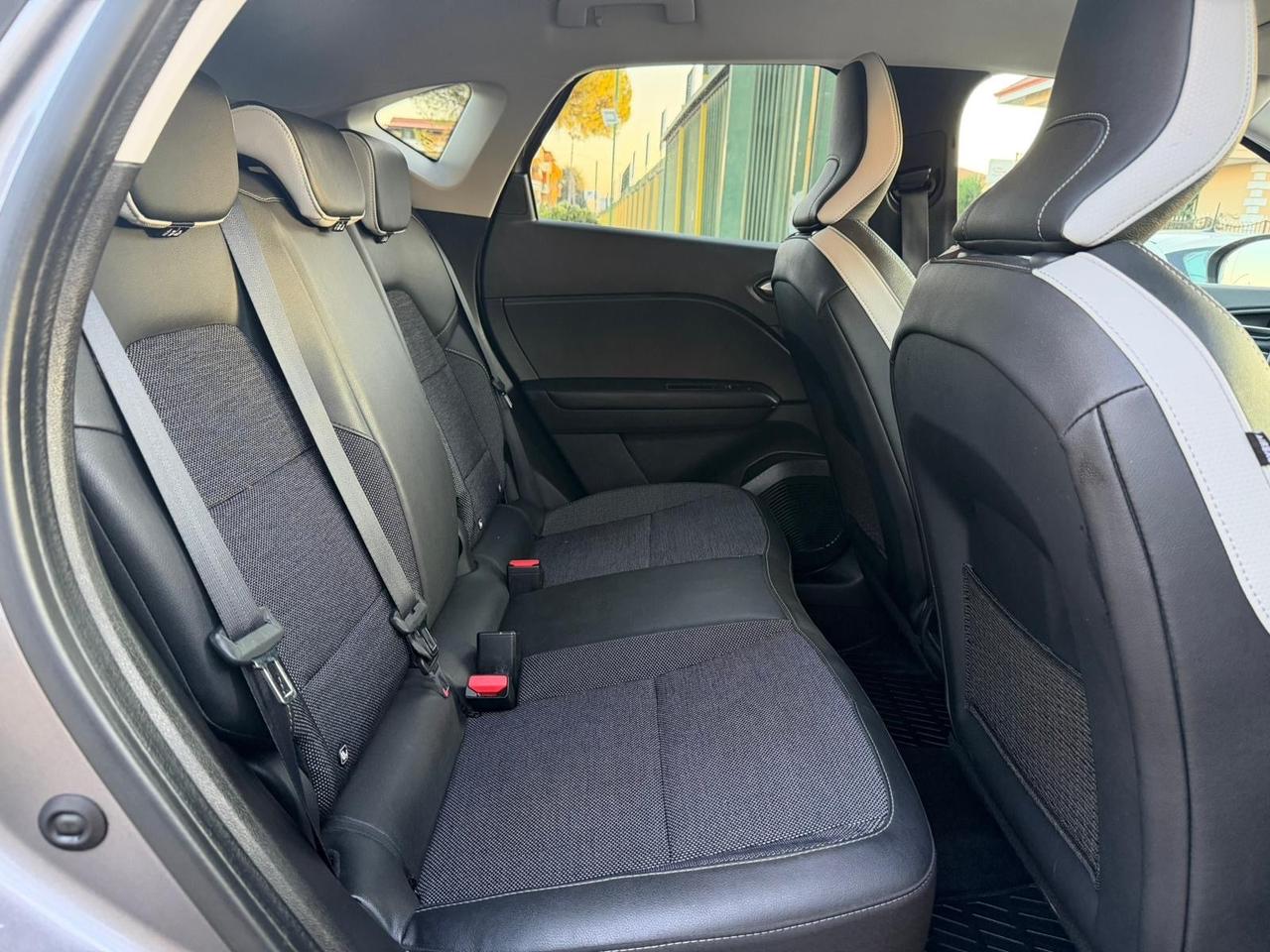 RENAULT CAPTUR 1.0 BENZINA 91 (CV) 2021