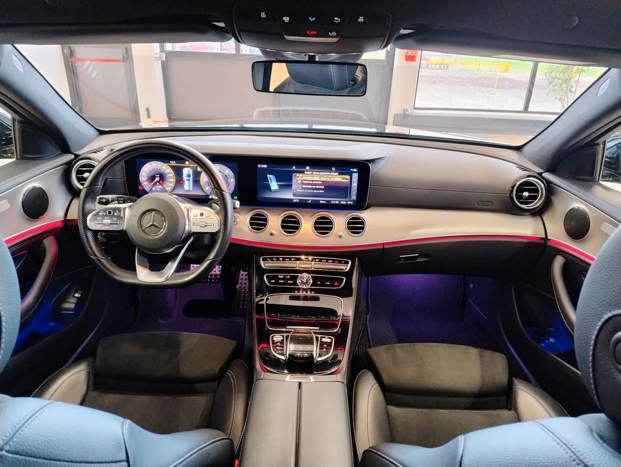 MERCEDES E 220d 4matic Premium AMG *WIDE*AMBIENT*CARPLAY