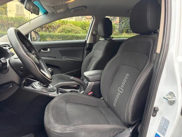 KIA SPORTAGE 1.7 CRDI VGT 2WD RETROCAMERA