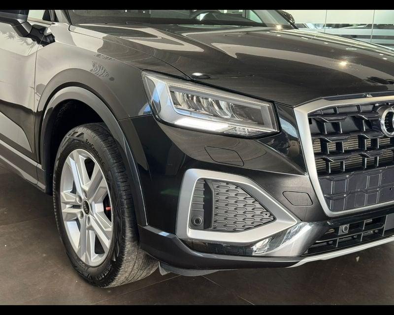 Audi Q2 30 TFSI Business Advanced