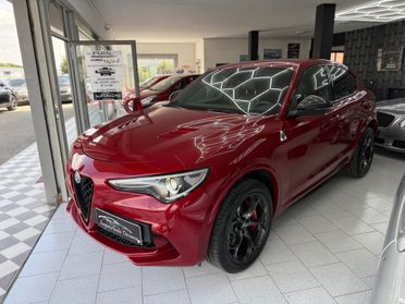 Alfa Romeo Stelvio 2.9 Bi-Turbo V6 510 CV AT8 Quadrifoglio