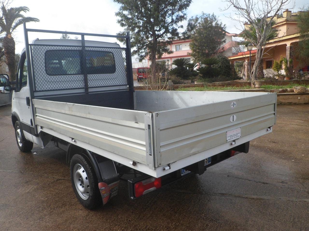 Iveco Daily 35s10 cassone fisso