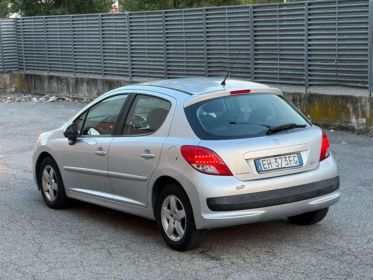 Peugeot 207 GPL SCADENZA 2034 anno 2012 euro5b perfetta