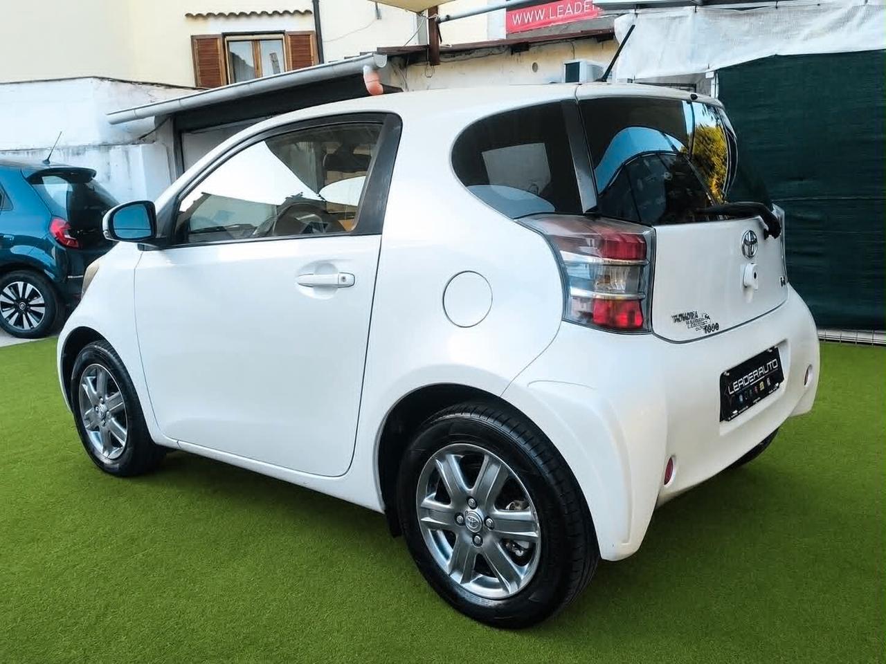 Toyota iQ 1.0
