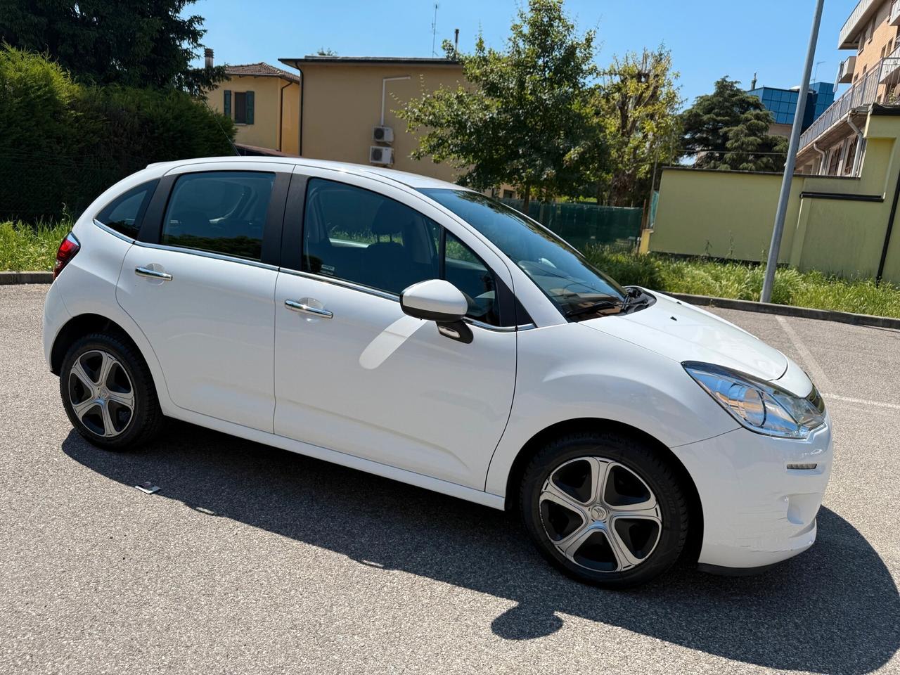 Citroen C3 1.2 - NEOPATENTATI - 12 MESI DI GARANZIA -