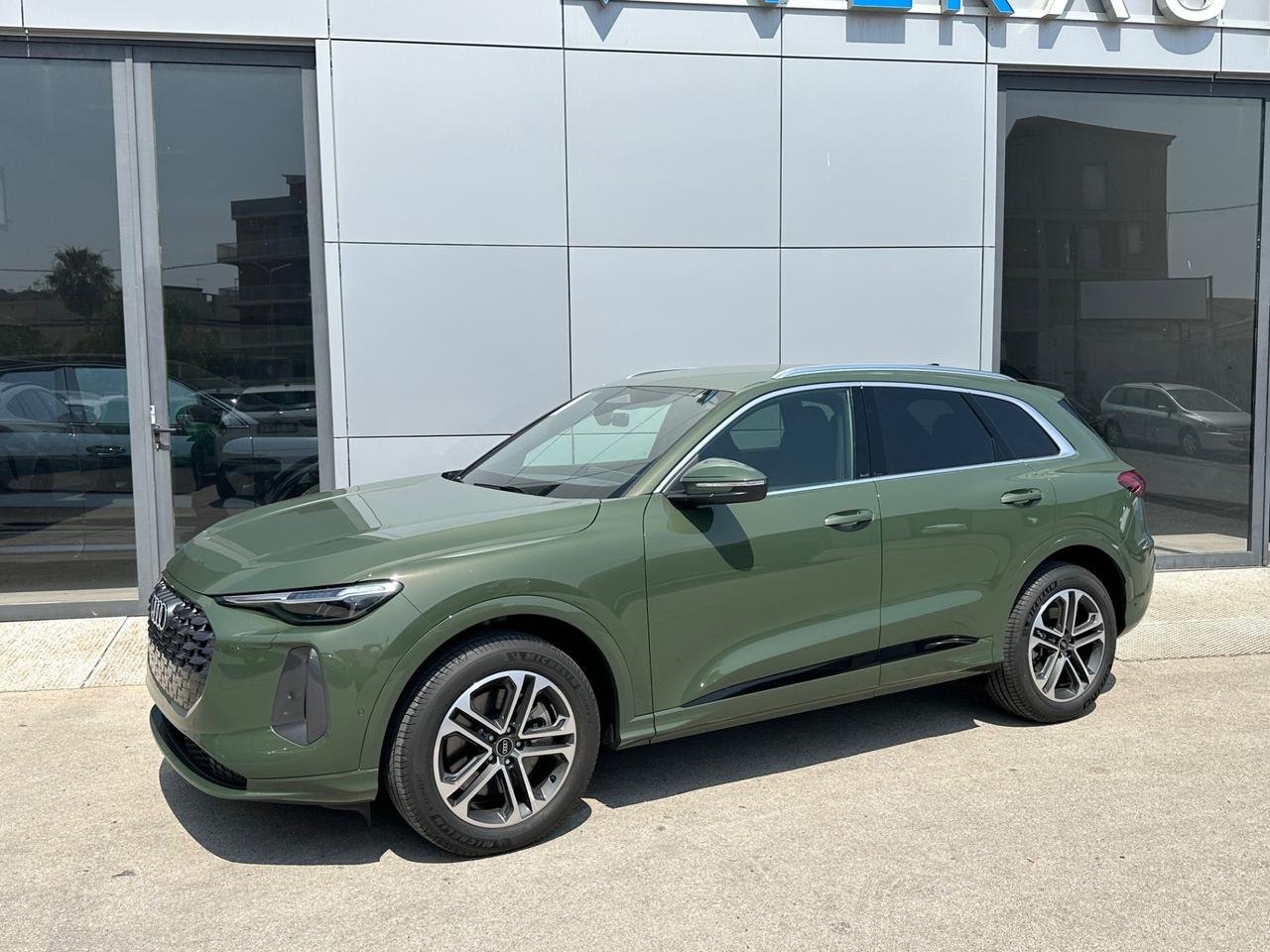 Audi Q5 2.0 tdi mhev+ possibilità noleggio no scoring