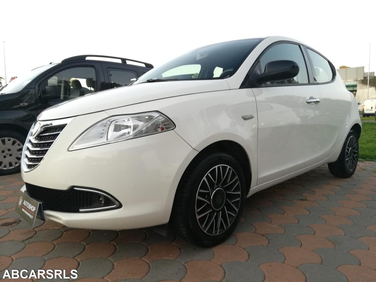 LANCIA - Ypsilon - 1.2 69 CV 5p. Gold - NEOPATENTA