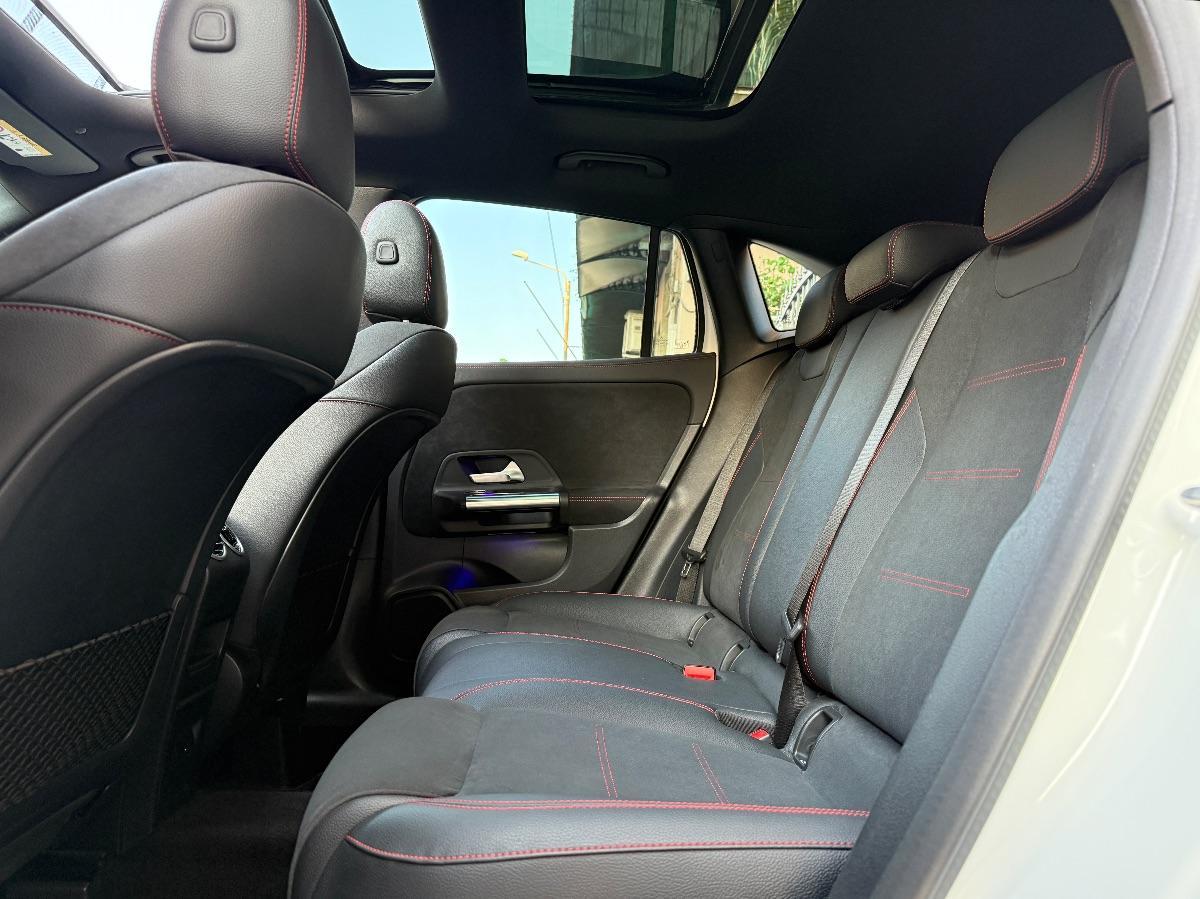 Mercedes GLA 200d Premium AMG Night Edition 150CV