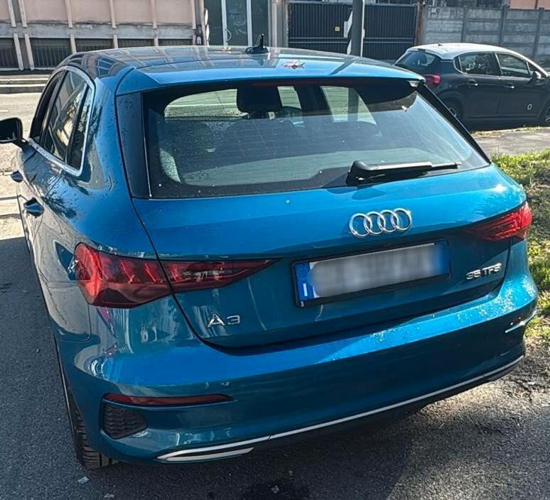 Audi A3 SPB 35 TFSI S tronic line edition tetto panoramico