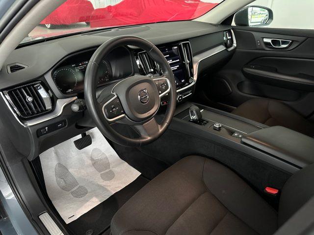 VOLVO V60 B4 (d) Geartronic Momentum Business