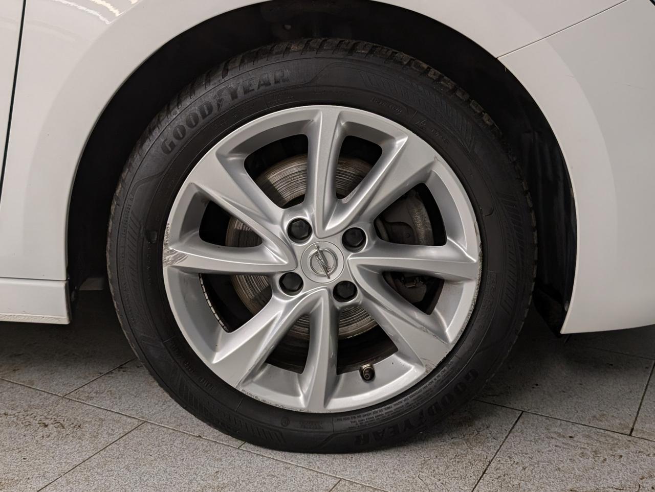 Opel Corsa 1.2 75cv Elegance