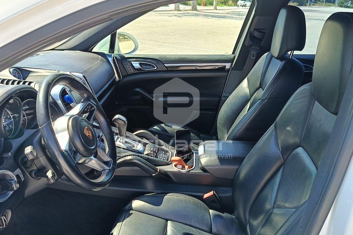 PORSCHE Cayenne 3.0 Diesel