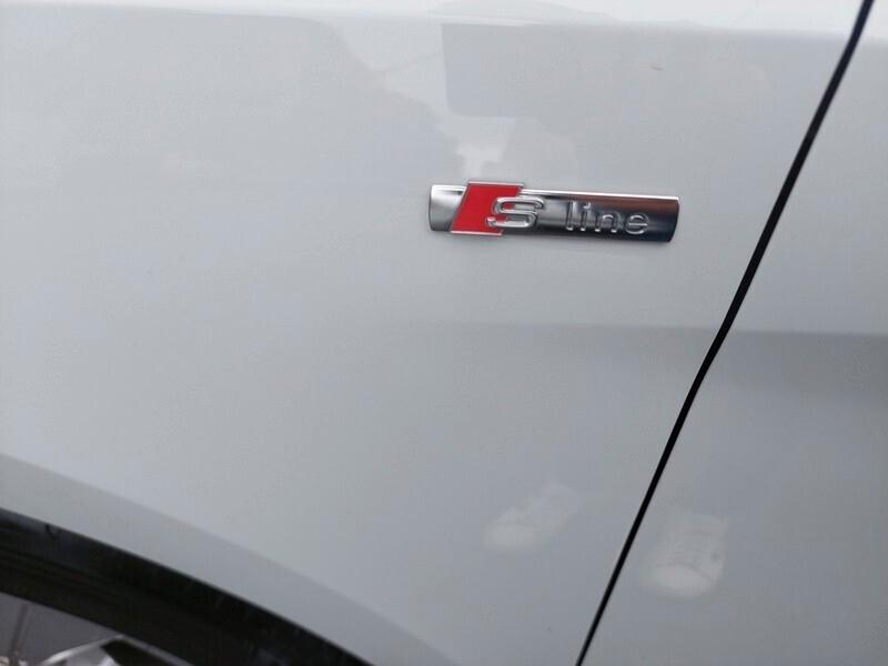 Audi A1 SPB 30 TFSI S tronic line edition
